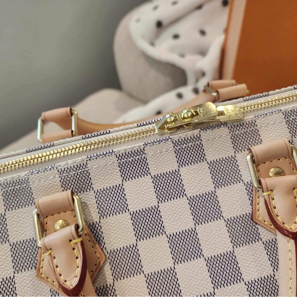 SOLD❤️ 💲2️⃣8️⃣0️⃣0️⃣ 💕Louis Vuitton Speedy 30 Bandolier ( BRAND NEW ) SOLD ❤️ - Picture 2 of 9